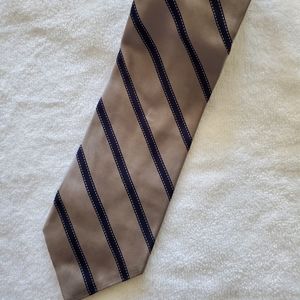 Vintage Tommy Hilfiger tie